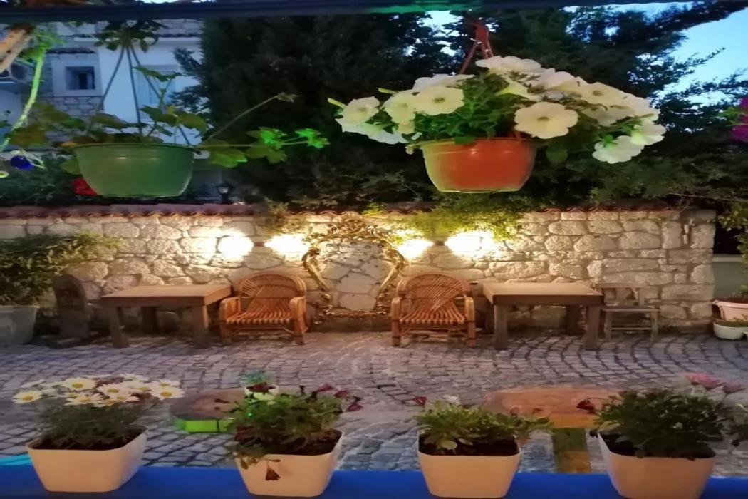 Beyaz Ev Hotel Alaçatı Exterior photo
